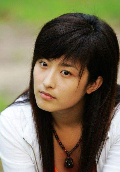 尝试扮演著名女性的徐百慧塑造的陶斯咏甚至超过了杨开慧的戏份