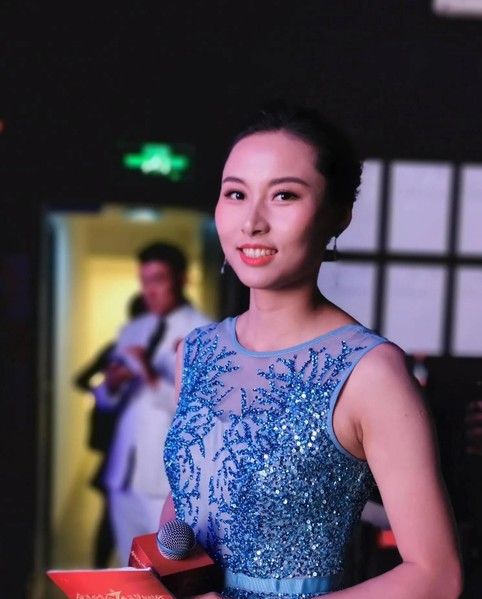 王仪涵的故事国羽无冕之王31岁嫁小师弟25岁前没谈过恋爱