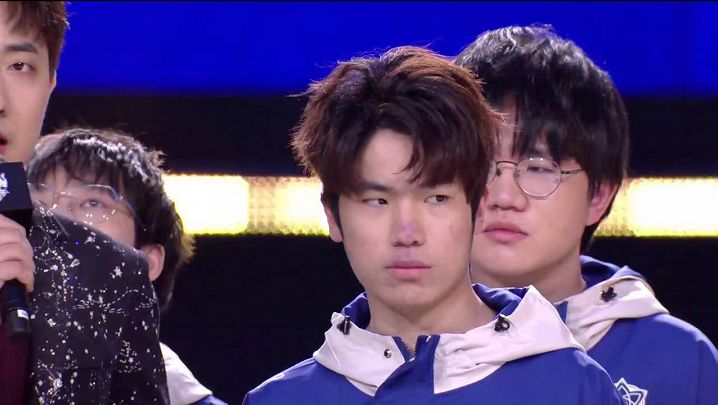 Estar夺冠,FMVP归属却出现争议,花海有点牵强,坦然太可惜了休闲区蓝鸢梦想 - Www.slyday.coM Estar夺冠,FMVP归属却出现争议,花海有点牵强,坦然太可惜了休闲区蓝鸢梦想 - Www.slyday.coM