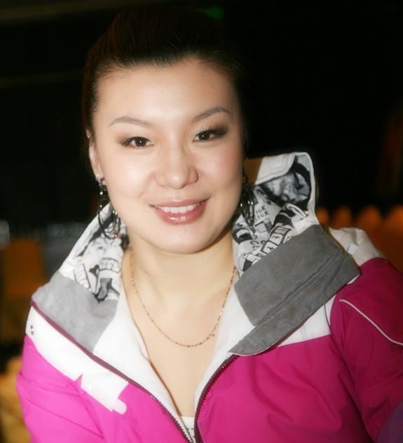 莫科：结婚5个月妻子离世,一夜白头,再婚后依旧赡养前妻父母休闲区蓝鸢梦想 - Www.slyday.coM