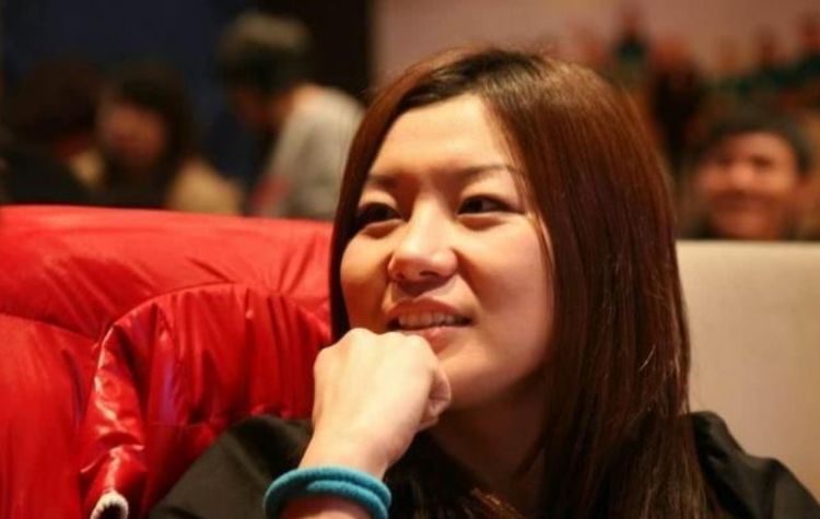 莫科：结婚5个月妻子离世,一夜白头,再婚后依旧赡养前妻父母休闲区蓝鸢梦想 - Www.slyday.coM