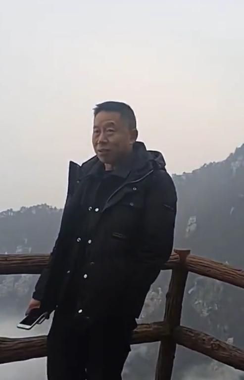 平安夜孙海洋晒团圆饭,孙卓吃米饭不吃馒头?孩子懂事得令人心疼休闲区蓝鸢梦想 - Www.slyday.coM 平安夜孙海洋晒团圆饭,孙卓吃米饭不吃馒头?孩子懂事得令人心疼休闲区蓝鸢梦想 - Www.slyday.coM