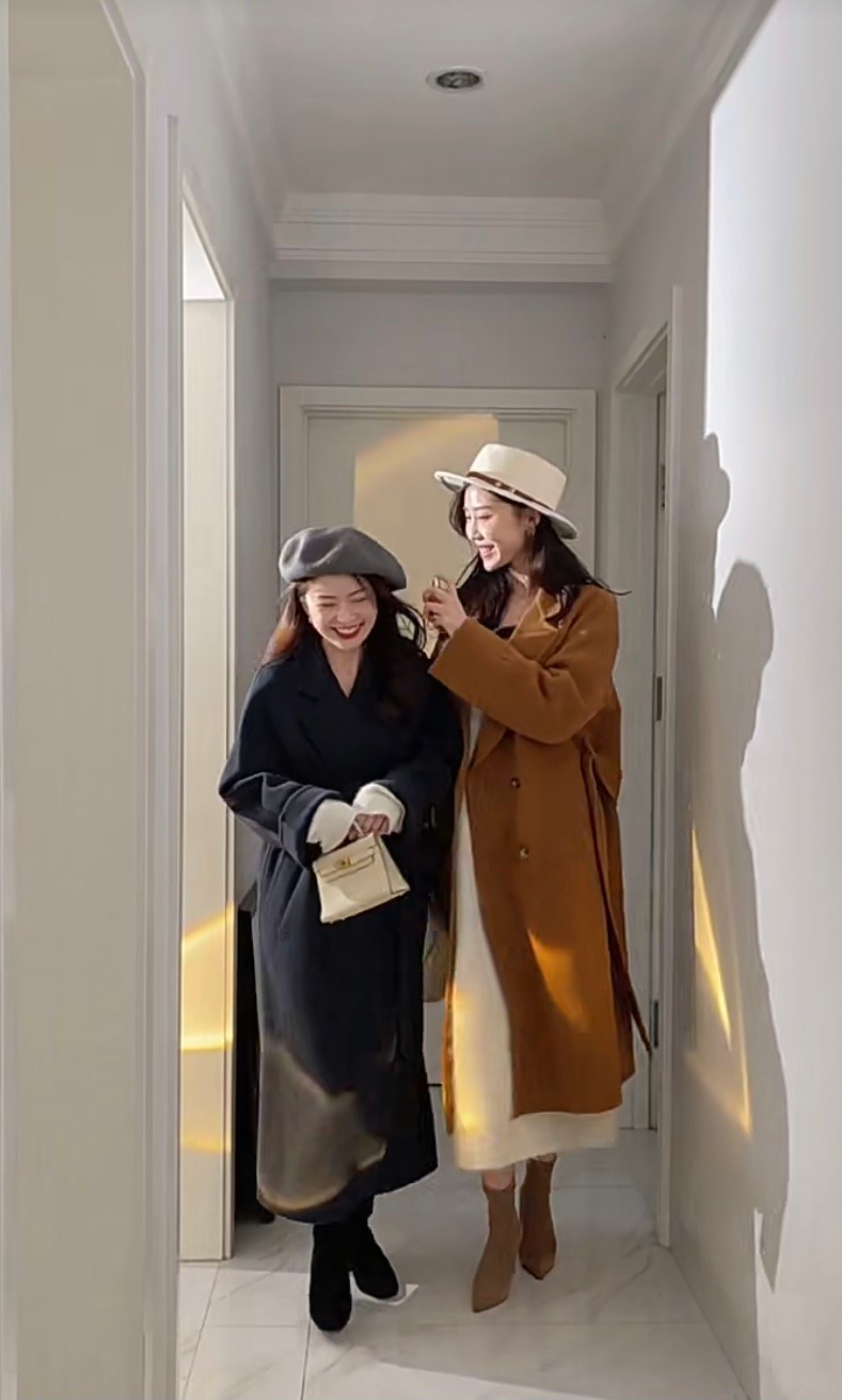 158和170穿同款衣服啥区别闺蜜俩亲自示范赢的居然是小个子