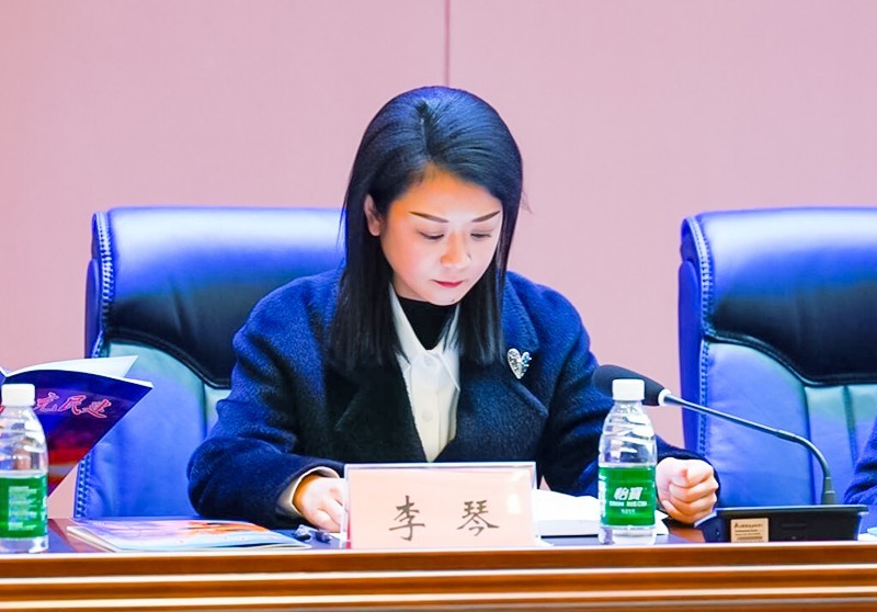 民建南充市委副主委张宏标传达学习了中共十九届六中全会,中共四川