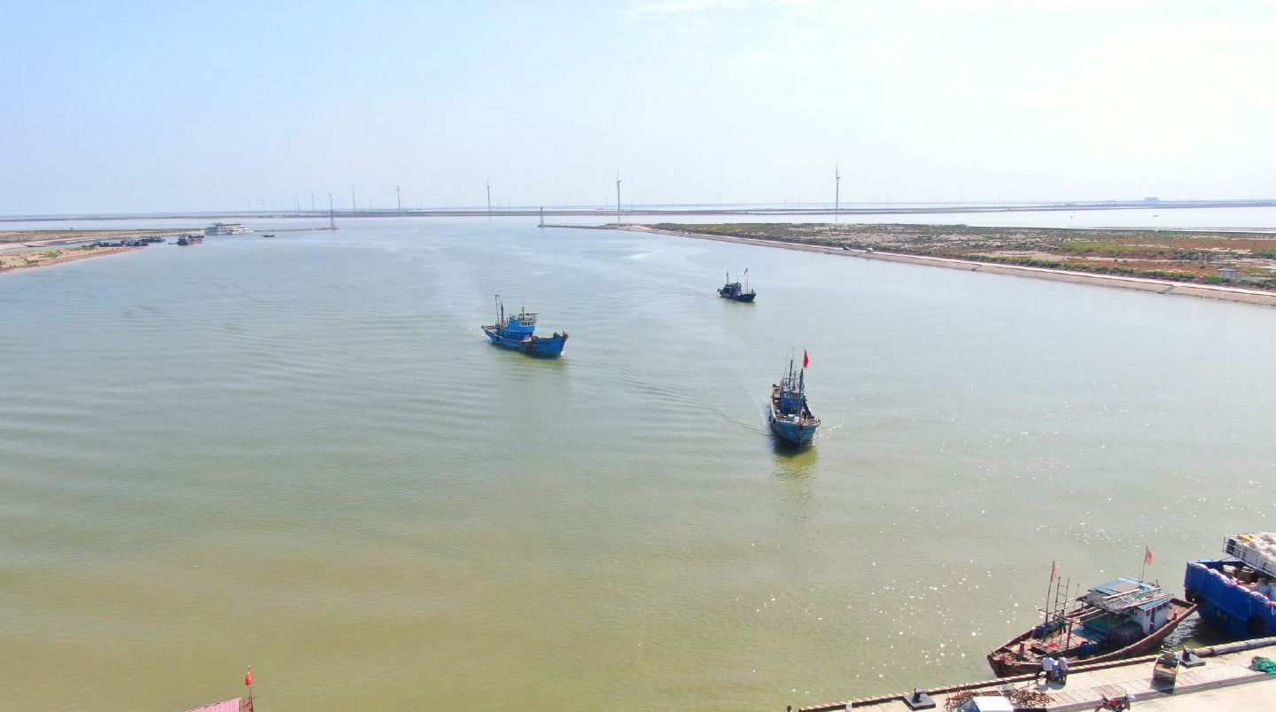 山东无棣县面积第一大镇,516平方公里,还是全国千强镇休闲区蓝鸢梦想 - Www.slyday.coM 山东无棣县面积第一大镇,516平方公里,还是全国千强镇休闲区蓝鸢梦想 - Www.slyday.coM