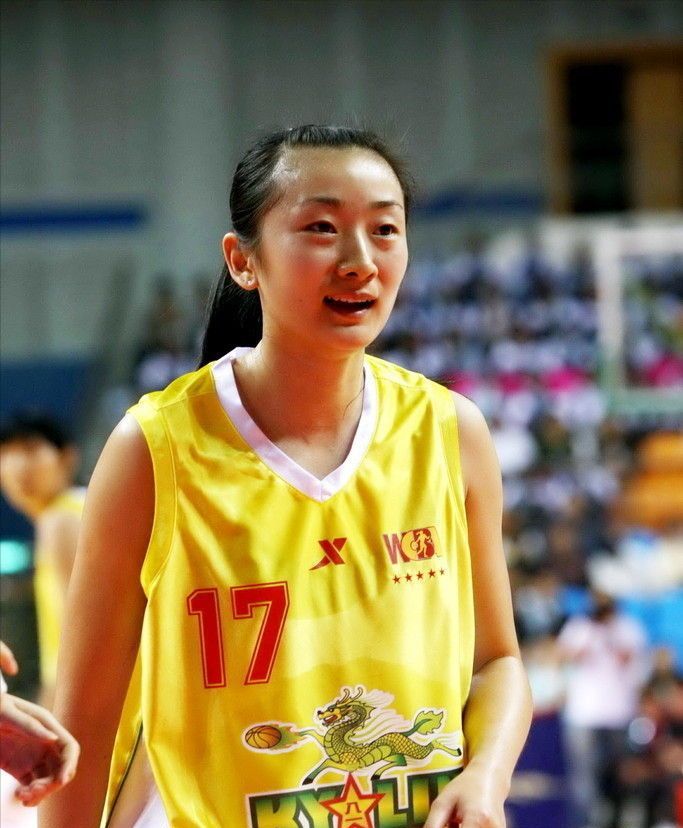 莫科：结婚5个月妻子离世,一夜白头,再婚后依旧赡养前妻父母休闲区蓝鸢梦想 - Www.slyday.coM