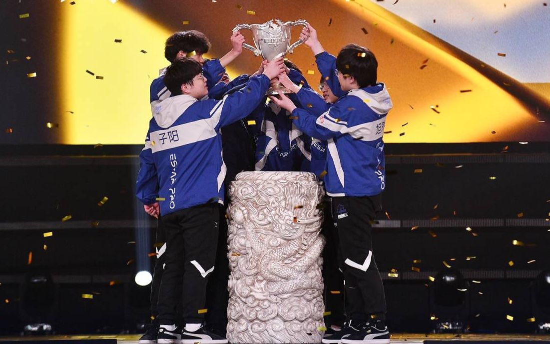 KPL秋季赛eStar夺冠，花海FMVP休闲区蓝鸢梦想 - Www.slyday.coM