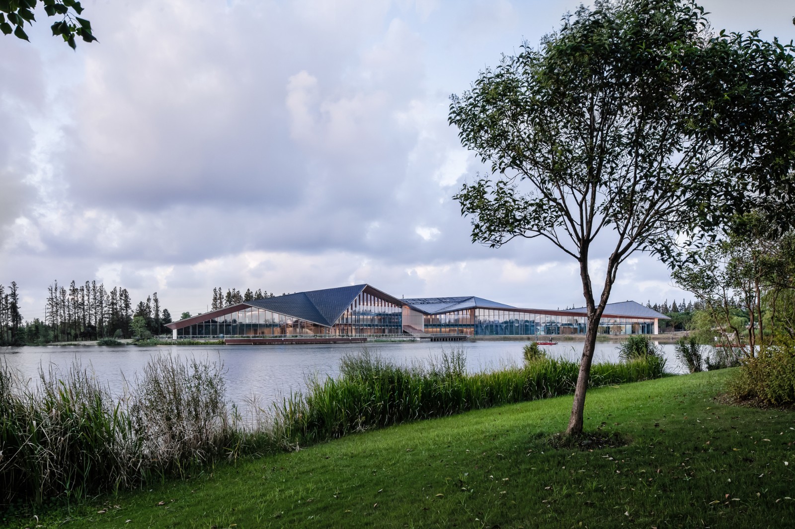 长兴岛郊野公园游客中心 / 米川工作室   水石设计__财经头条