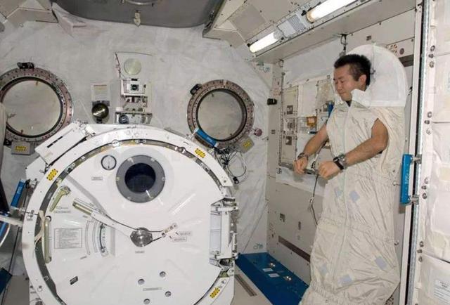 太空做饭要多久中国航天员详介中国空间站nasa投羡慕眼神
