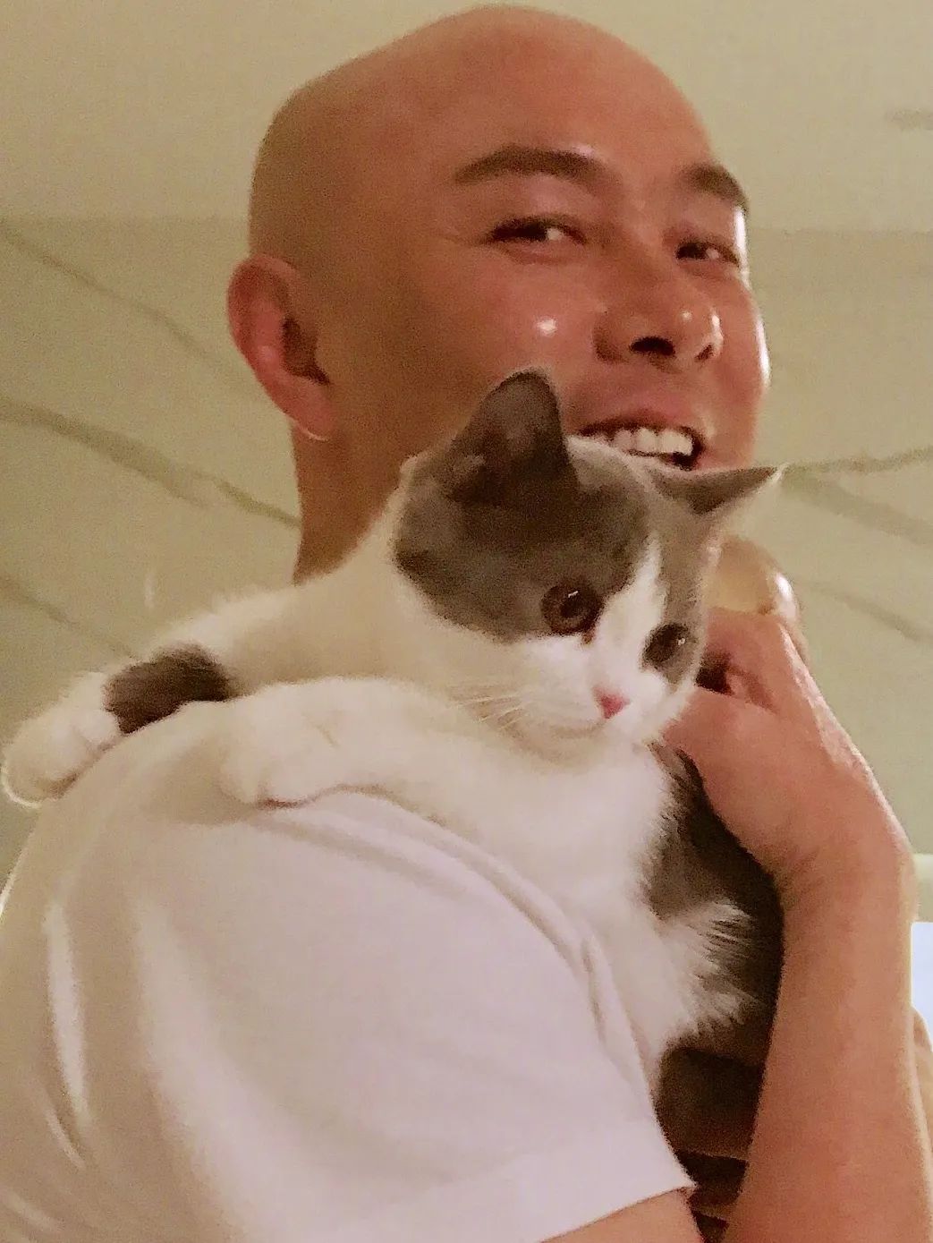 结婚3次都娶同一个女人，17年无子，老男人的爱情故事比偶像剧好看休闲区蓝鸢梦想 - Www.slyday.coM