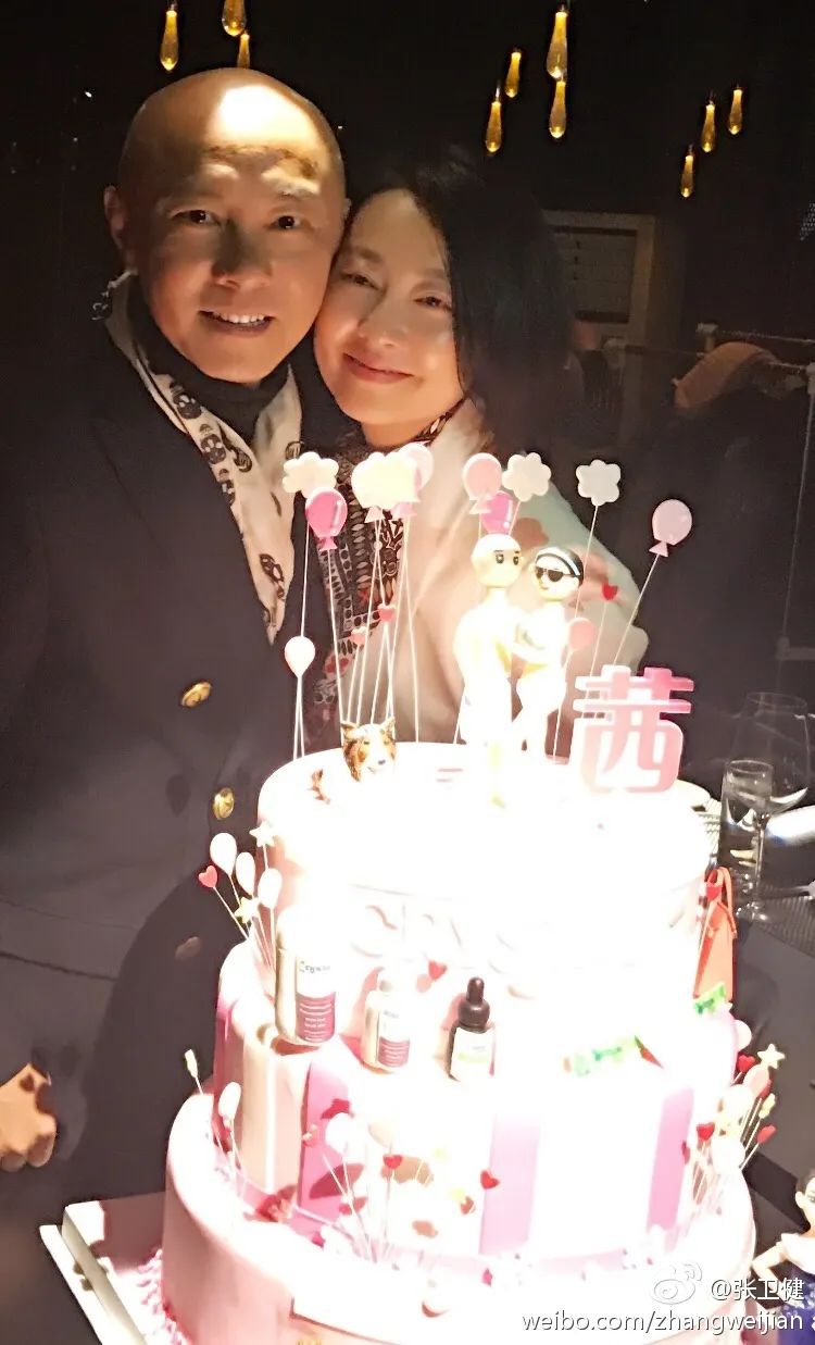 结婚3次都娶同一个女人，17年无子，老男人的爱情故事比偶像剧好看休闲区蓝鸢梦想 - Www.slyday.coM