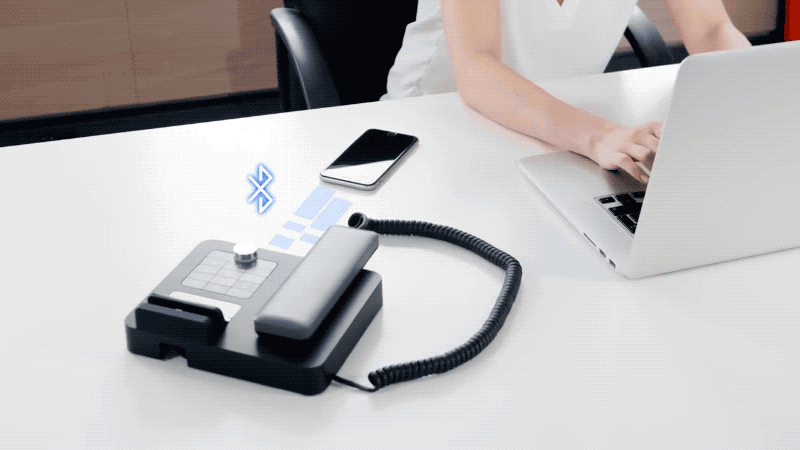 被苹果亲手放弃的iPhone，居然杀回来了休闲区蓝鸢梦想 - Www.slyday.coM