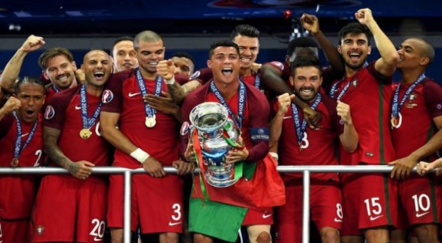 C罗带领的葡萄牙国家队，在16年欧洲杯上夺冠，含金量到底如何？休闲区蓝鸢梦想 - Www.slyday.coM