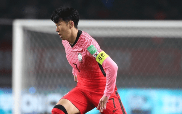 荷兰弟采访孙兴慜世界杯战胜德国欧冠逆转阿贾克斯都不可思议