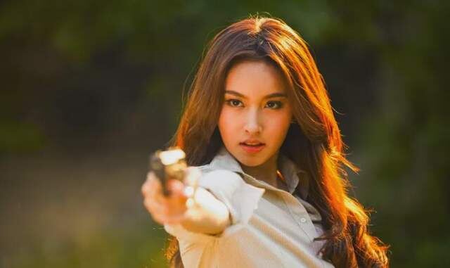 6位变性女星近况大不同有人身心俱疲想不开有人沉迷带货捞金