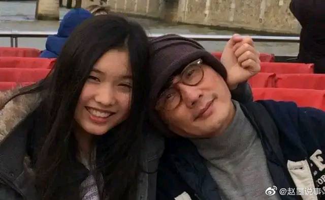 月25日，据台媒报道，著名歌手包小柏的女儿不幸去世，年仅22岁……休闲区蓝鸢梦想 - Www.slyday.coM