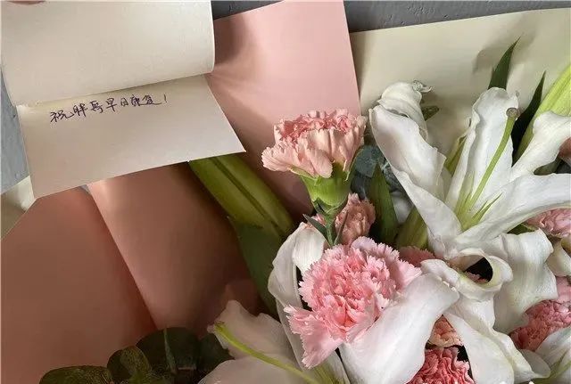 南京胖哥见义勇为失去肛门功能：脖子挂着造瘘袋，排泄就得换袋子休闲区蓝鸢梦想 - Www.slyday.coM