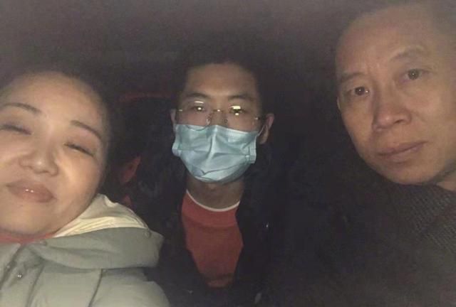 孙海洋“失而复得”，拐走孙卓的人贩子落网，在深圳的学校确定了休闲区蓝鸢梦想 - Www.slyday.coM