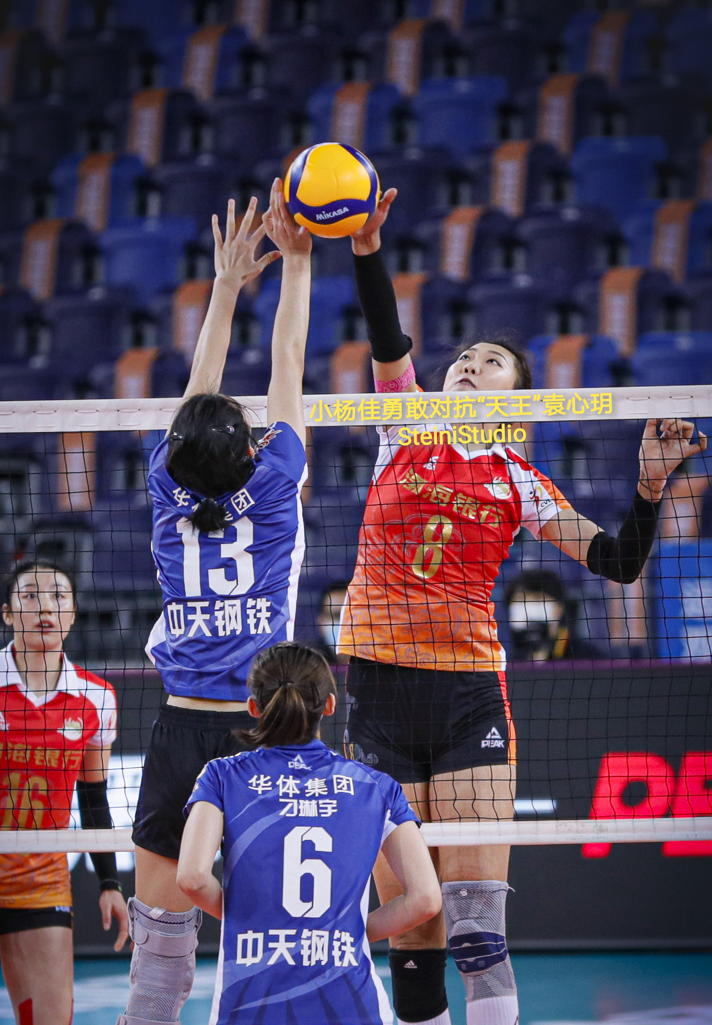 江苏女排年轻队员不是吓大的要以更稳定的比赛心理迎接淘汰赛