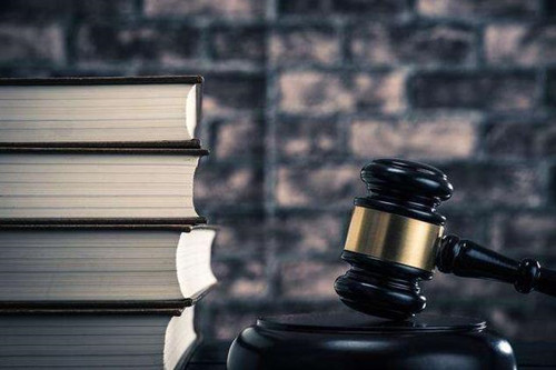 沈阳理工大学生因一句口角，连捅室友100多刀，刀刃都被刺断了休闲区蓝鸢梦想 - Www.slyday.coM