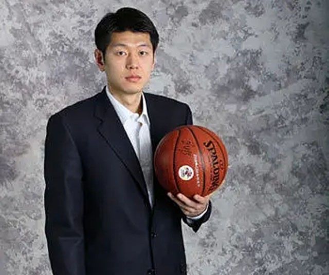 女篮王凡葬礼上莫科一夜白头,再婚娶亚洲蝶后,一同赡养前岳父母休闲区蓝鸢梦想 - Www.slyday.coM 女篮王凡葬礼上莫科一夜白头,再婚娶亚洲蝶后,一同赡养前岳父母休闲区蓝鸢梦想 - Www.slyday.coM