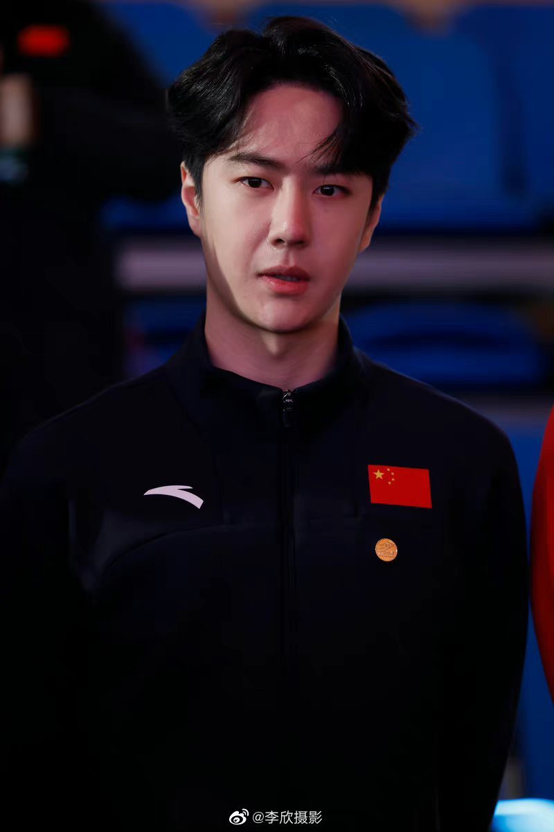 王一博北京冬奥倒计时40天活动路透生图96|王一博|冬奥|使者_新浪