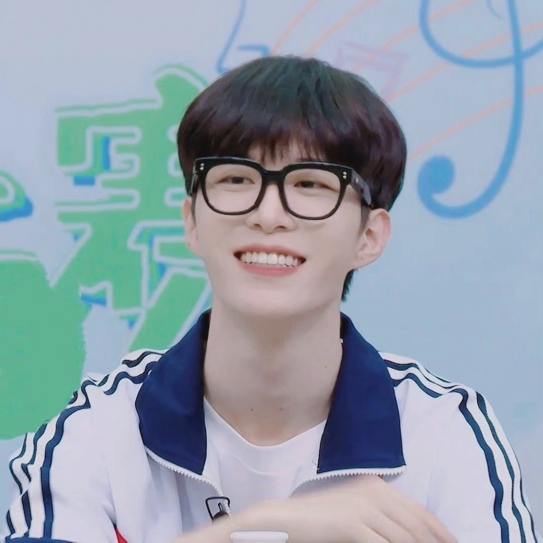 范丞丞真的好适合校服子快快拍校园剧康康