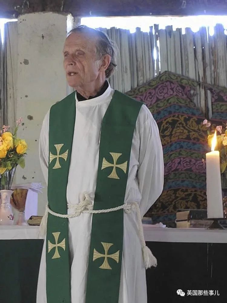 被东帝汶视作国家英雄的传教士，却在自己的孤儿院里性侵女孩。曝光后，依然有大批支持者休闲区蓝鸢梦想 - Www.slyday.coM