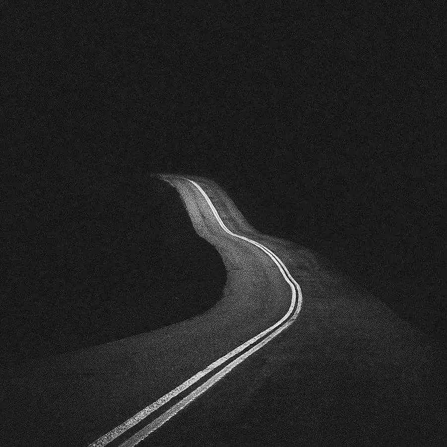 现在流行的暗调摄影怎么拍