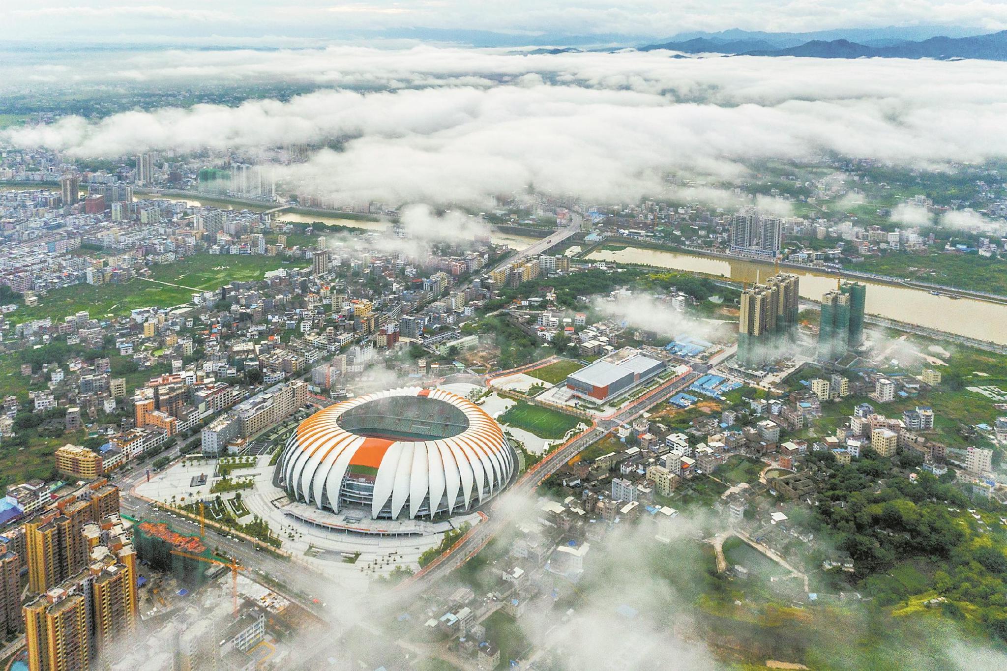 第四届广东(五华)南粤工匠高峰论坛在梅州五华举行 院士专家献策建筑