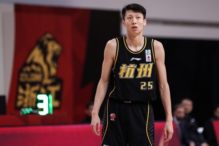 得分全场最高赵岩昊15投6中罚球18中15得30分3板2助3断2帽