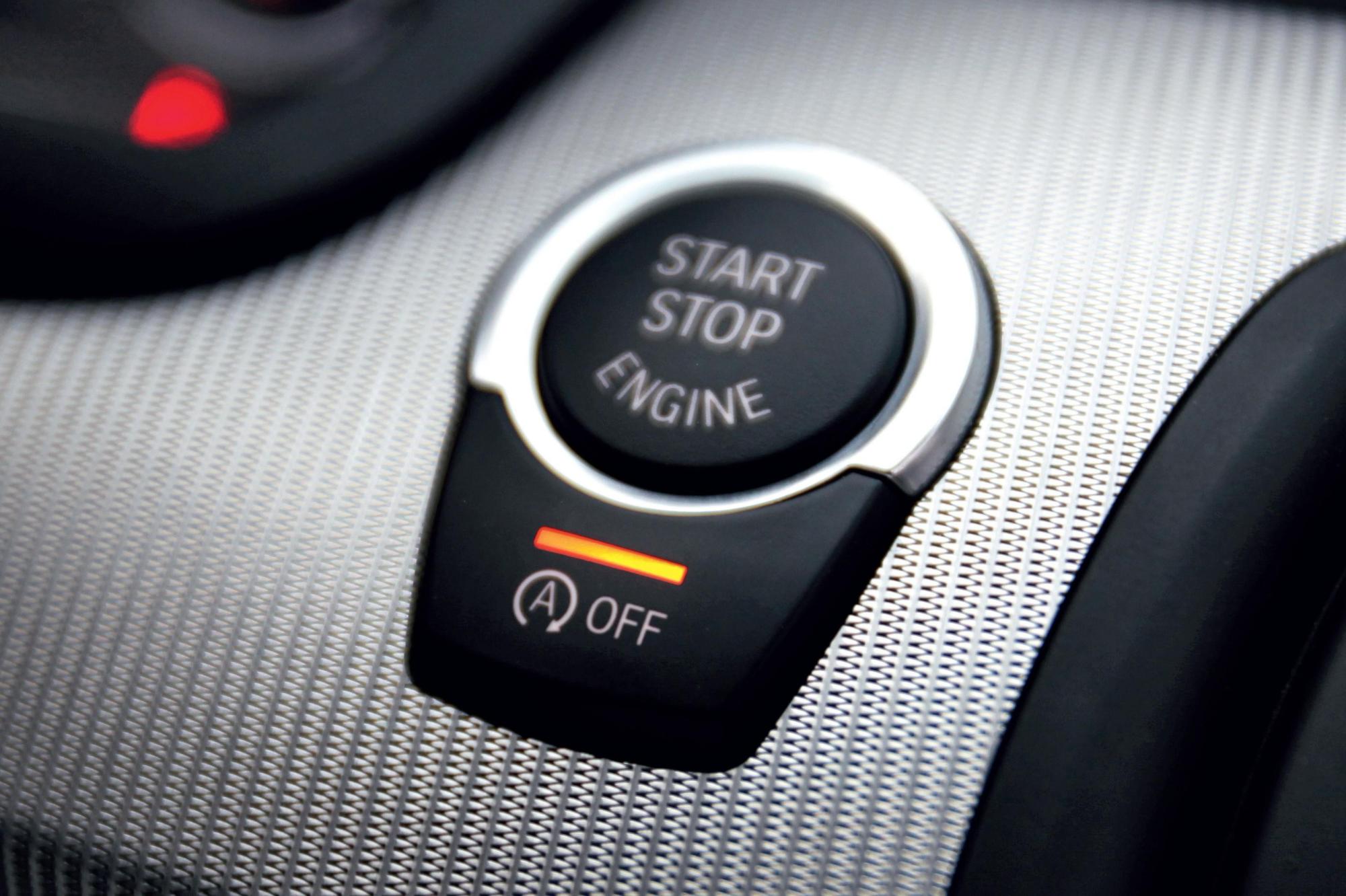 老司机眼中最不实用的四大“潮流”配置，新手还在为其加价！休闲区蓝鸢梦想 - Www.slyday.coM