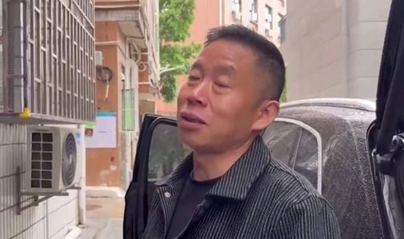 孙海洋终于接回孙卓,一路上游山玩水,但还有一件让人头疼的事休闲区蓝鸢梦想 - Www.slyday.coM 孙海洋终于接回孙卓,一路上游山玩水,但还有一件让人头疼的事休闲区蓝鸢梦想 - Www.slyday.coM