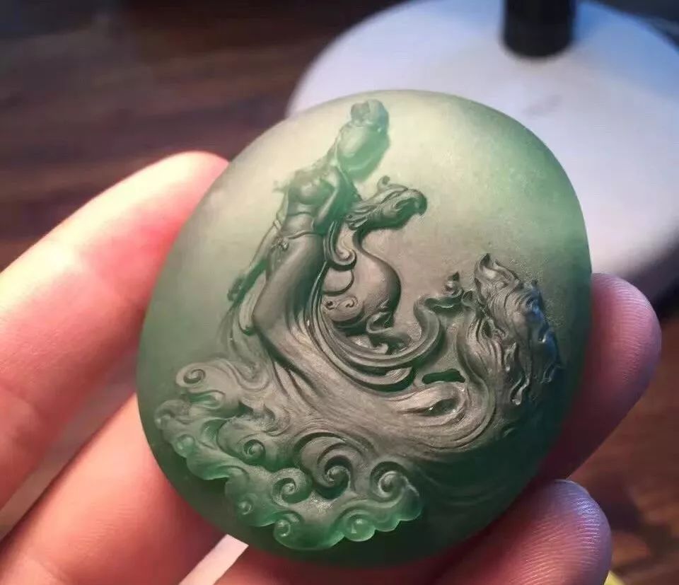 手镯芯俏色巧雕凤凰仙子,细品一下真美|凤凰仙子|料子|雕刻师_新浪