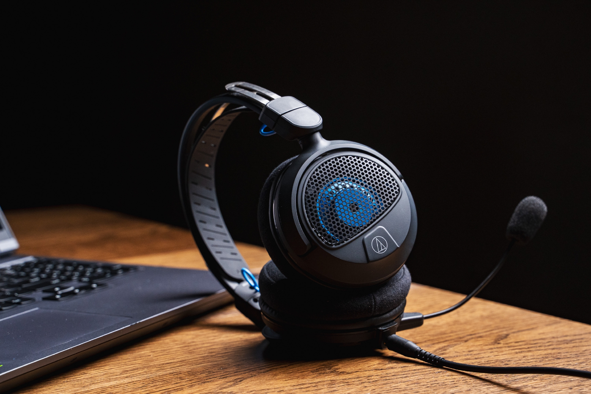 轻若无物,巨大声场,这款铁三角ath-gdl3电竞耳机有点"另类"__财经头条