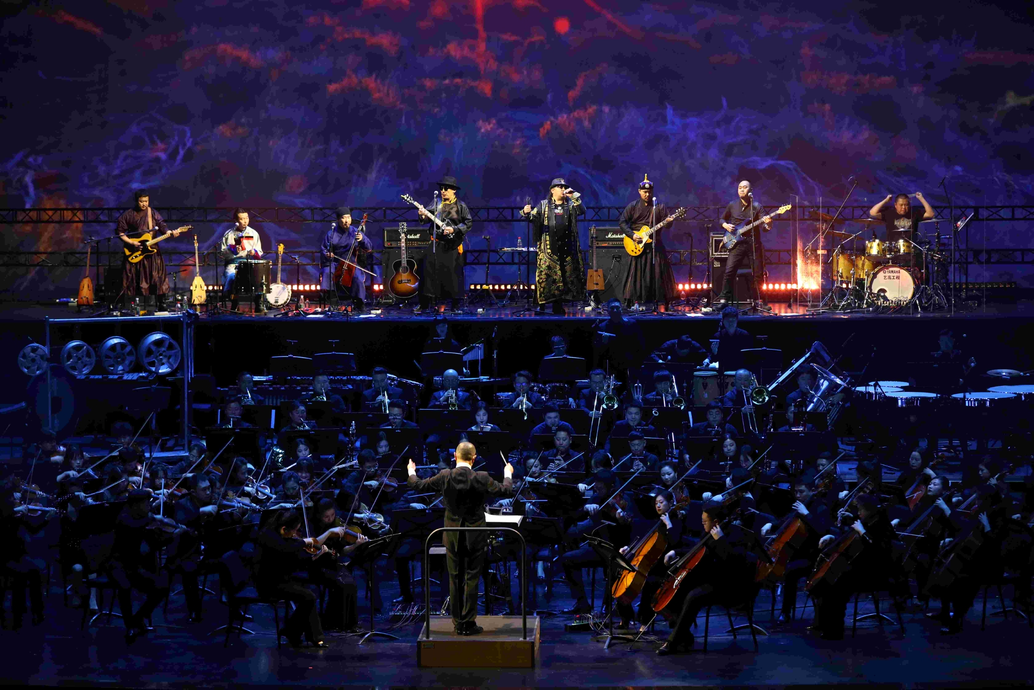 谭盾领衔杭盖乐队与长沙交响乐团联创之夜交响摇滚盛宴迎新年