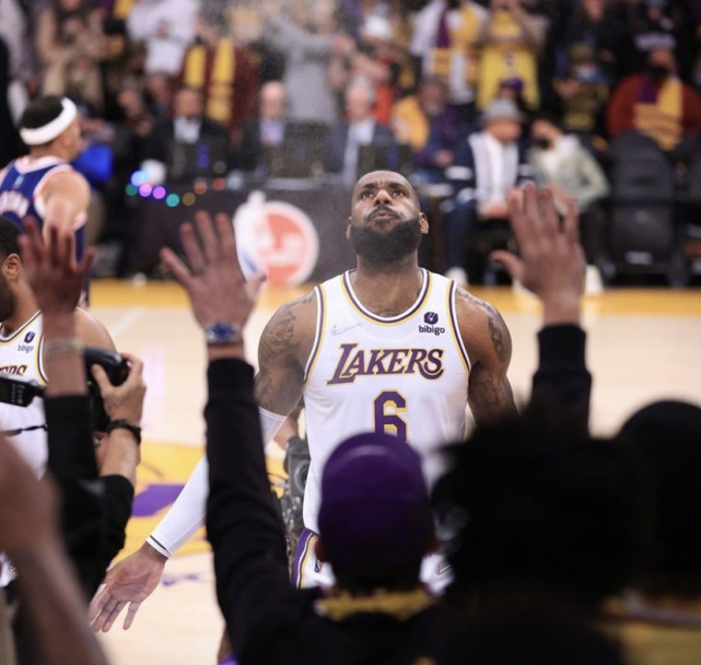 塔克真心冤!哈登击打塔克小腹,被判一级恶犯,篮网7分击败湖人休闲区蓝鸢梦想 - Www.slyday.coM 塔克真心冤!哈登击打塔克小腹,被判一级恶犯,篮网7分击败湖人休闲区蓝鸢梦想 - Www.slyday.coM