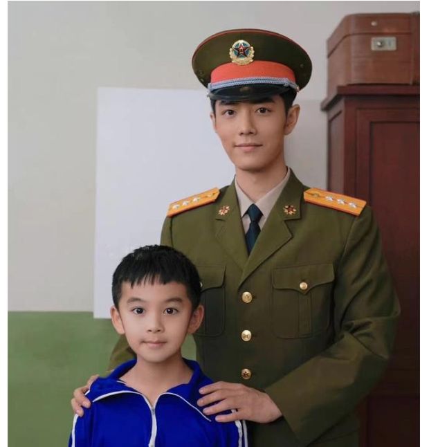 《王牌部队》正式开播，肖战凌晨激动发文“番位”问题解决了休闲区蓝鸢梦想 - Www.slyday.coM