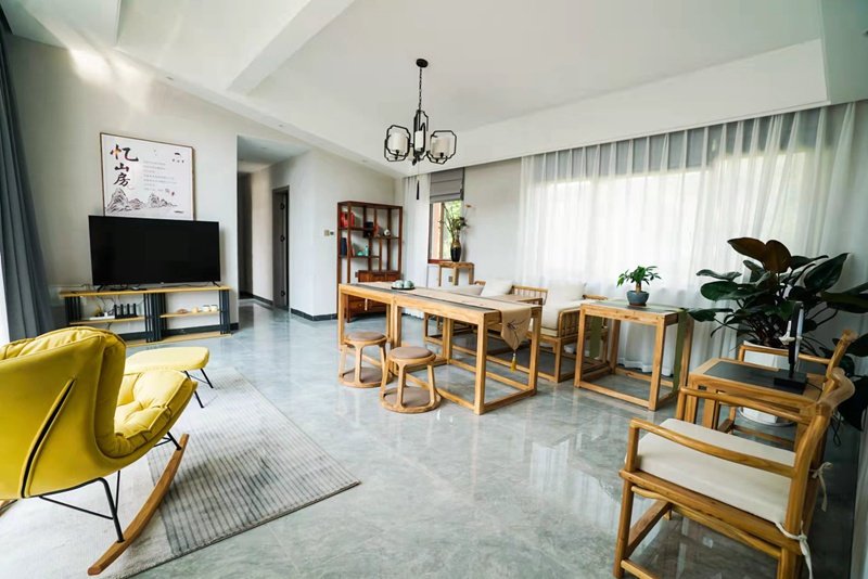 “遇见五指山最美民宿”之艺宿里 从地产项目到网红民宿的华丽转型休闲区蓝鸢梦想 - Www.slyday.coM