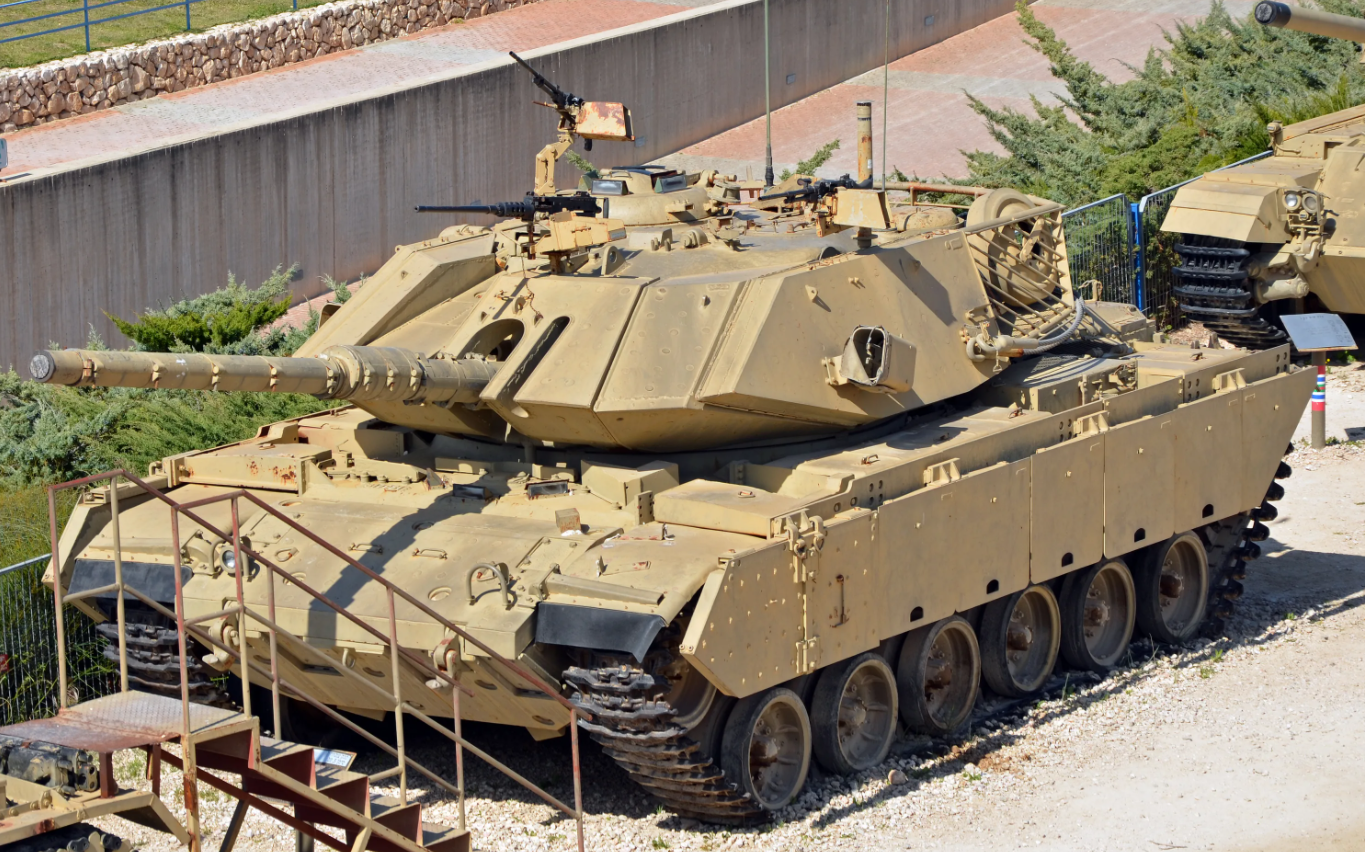 美军m60系列坦克衍生4种型号重量始终维持在50吨左右