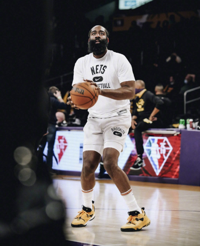 塔克真心冤!哈登击打塔克小腹,被判一级恶犯,篮网7分击败湖人休闲区蓝鸢梦想 - Www.slyday.coM 塔克真心冤!哈登击打塔克小腹,被判一级恶犯,篮网7分击败湖人休闲区蓝鸢梦想 - Www.slyday.coM