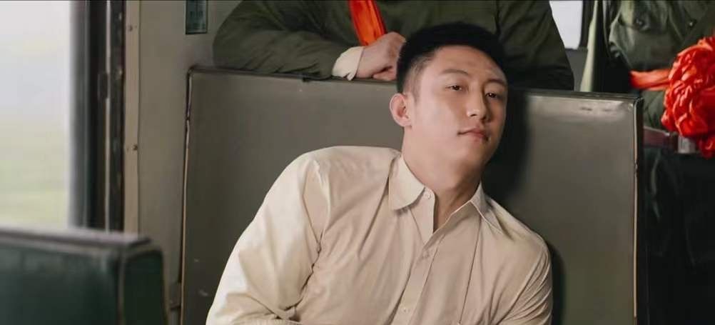 本想《王牌部队》女主够美了,当女配出场的那刻,才知道啥叫惊艳休闲区蓝鸢梦想 - Www.slyday.coM 本想《王牌部队》女主够美了,当女配出场的那刻,才知道啥叫惊艳休闲区蓝鸢梦想 - Www.slyday.coM