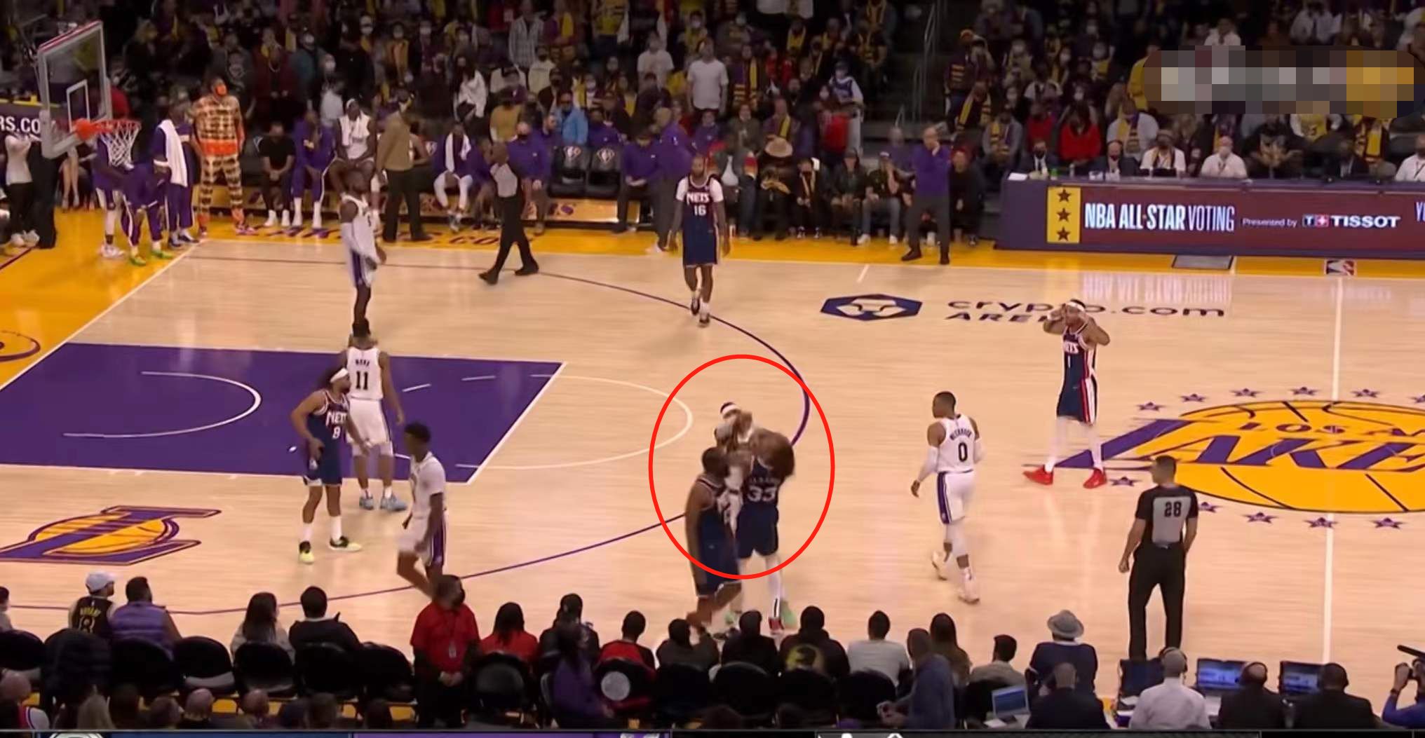 安东尼和篮网小将发生冲突，谁注意到哈登的动作？社会瓜名不虚传休闲区蓝鸢梦想 - Www.slyday.coM