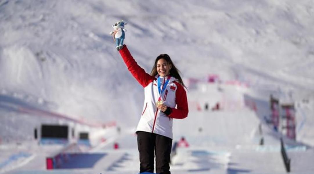 转入中国籍勇夺冠军讲中文谷爱凌说中国姑娘