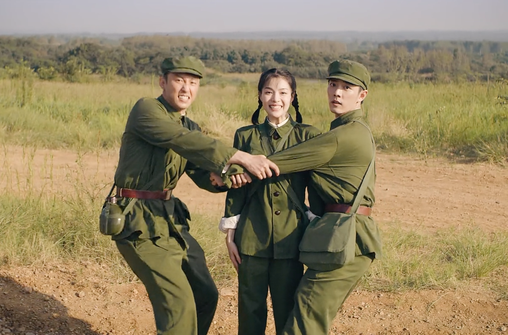 《王牌部队》开播,我真的夸不出口,学学15年前的《士兵突击》吧休闲区蓝鸢梦想 - Www.slyday.coM 《王牌部队》开播,我真的夸不出口,学学15年前的《士兵突击》吧休闲区蓝鸢梦想 - Www.slyday.coM