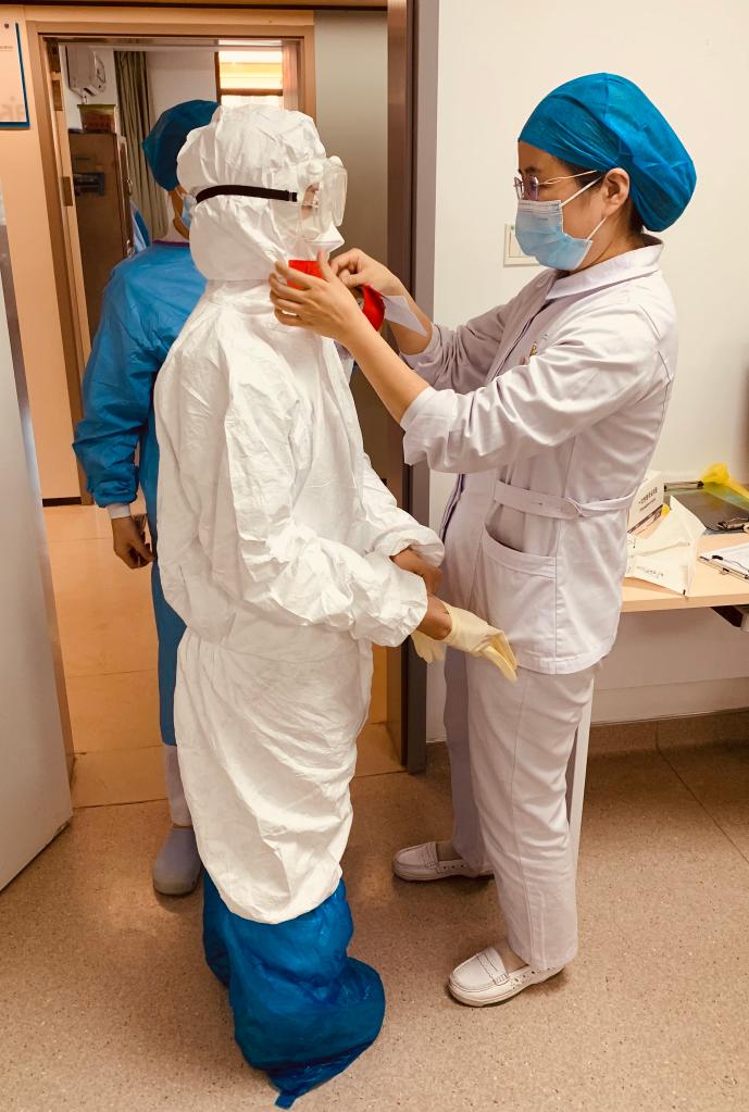 开直播、组团队……这届西安青年人应对疫情大考这样作答休闲区蓝鸢梦想 - Www.slyday.coM