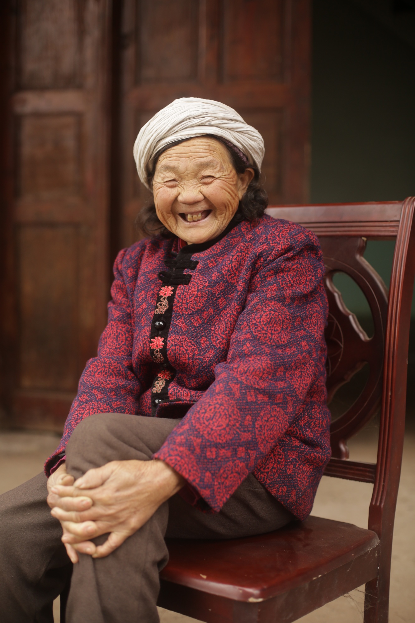 【一城百面】他们3年为999位留守老人"画像"|农村_新浪新闻