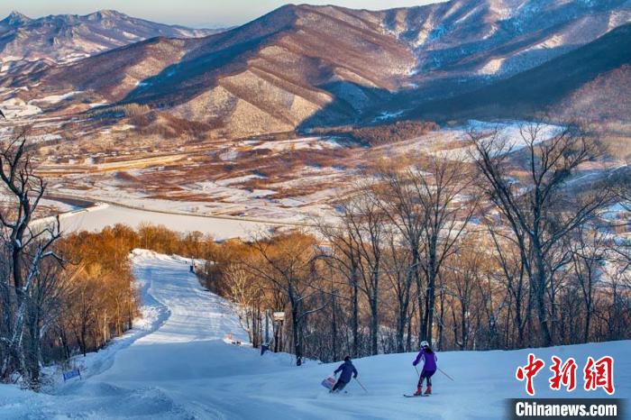 吉林市地处“冰雪黄金纬度带” 唐瑜键 摄