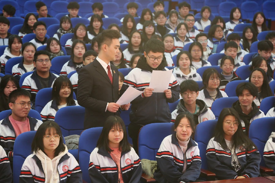 河南光山：学习“反诈顺口溜”　拒做犯罪“工具人”