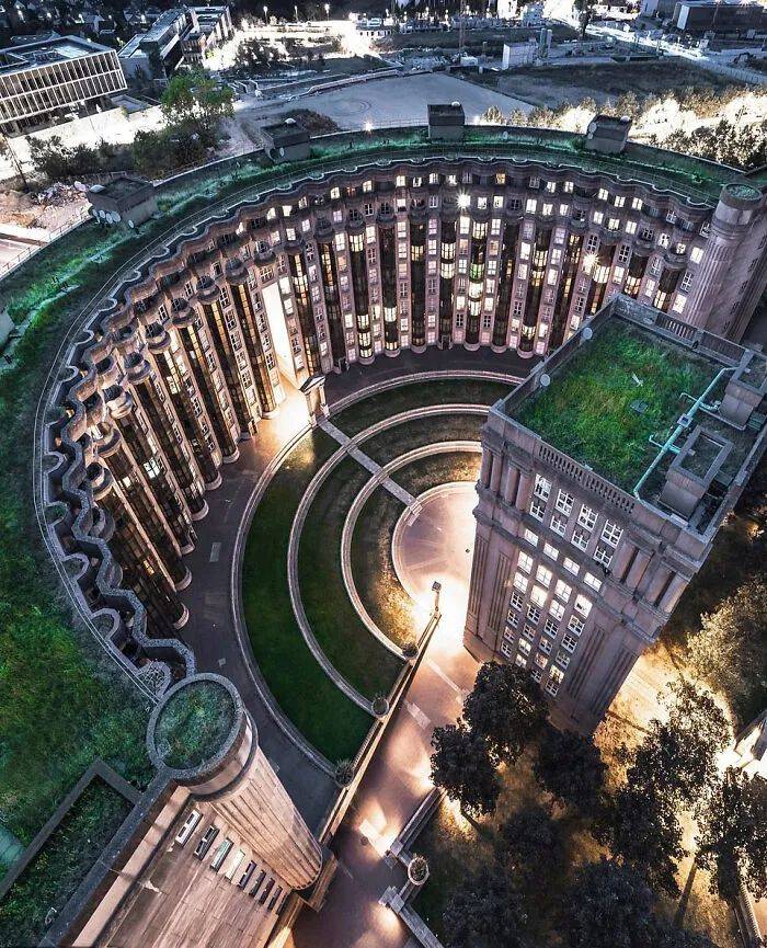 100个世界上最美丽的建筑，其中4个在中国，1个居然是居民楼！休闲区蓝鸢梦想 - Www.slyday.coM